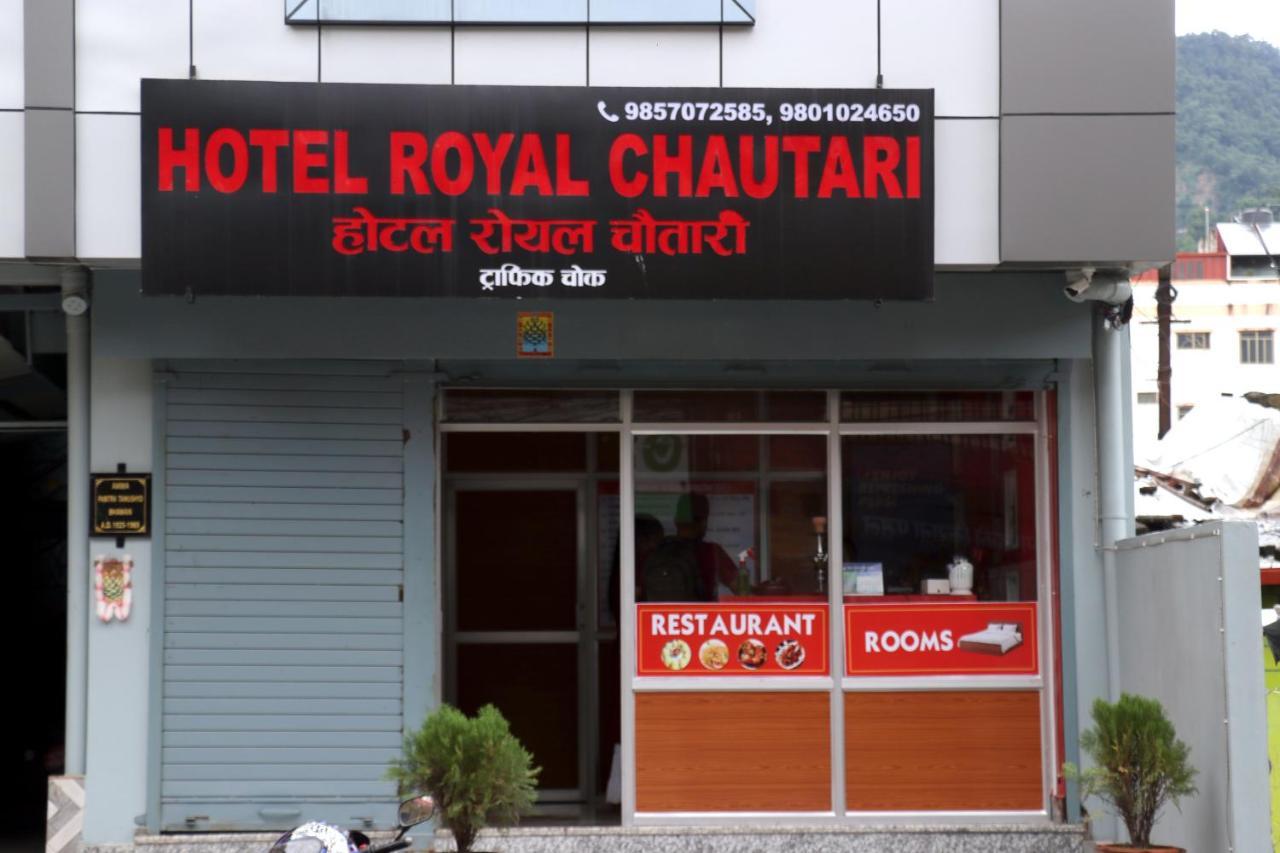 Hotel Royal Chautari, ブトワル エクステリア 写真